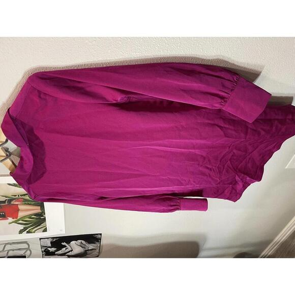 Stylish Deep V-Neck Blouse by Fashion Nova - Size S- NWT - Picture 7 of 7